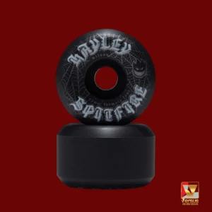 Ruedas Spitfire F4 Hayley Wilson